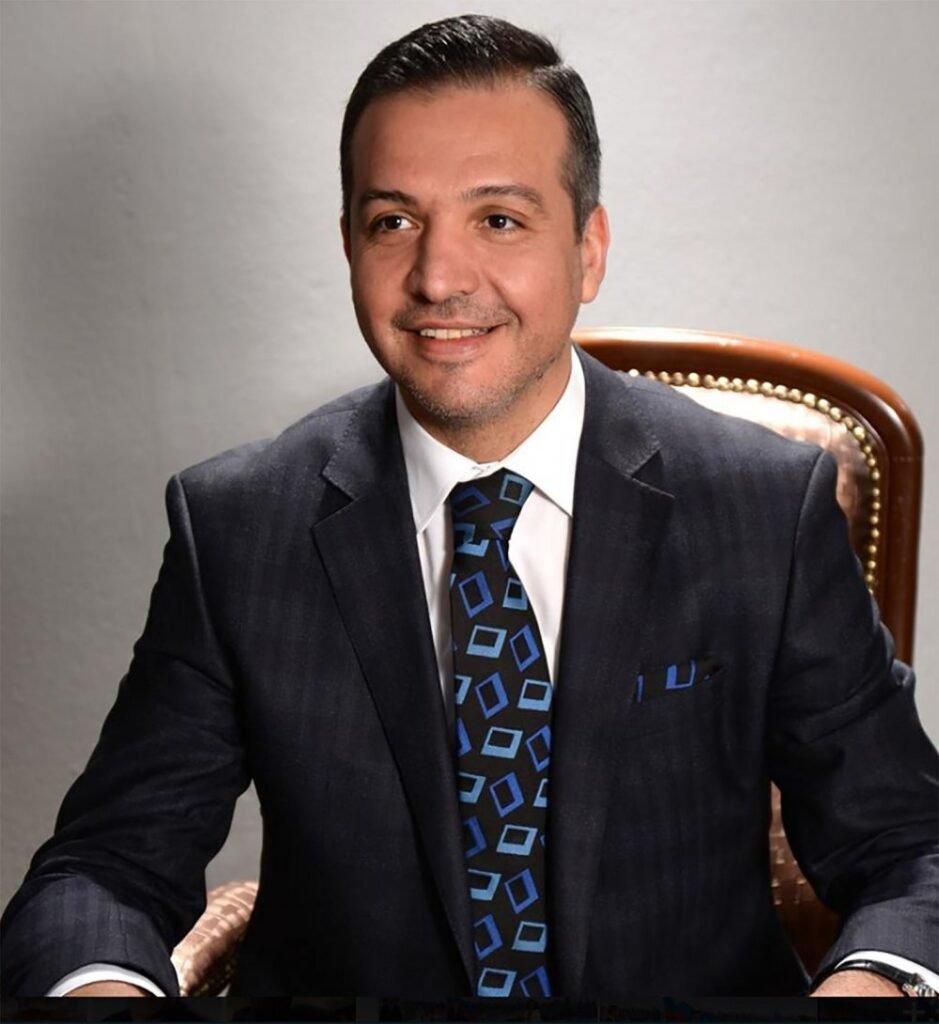 Akademisyen Kürşat Zorlu İyi Partiye Katıldı