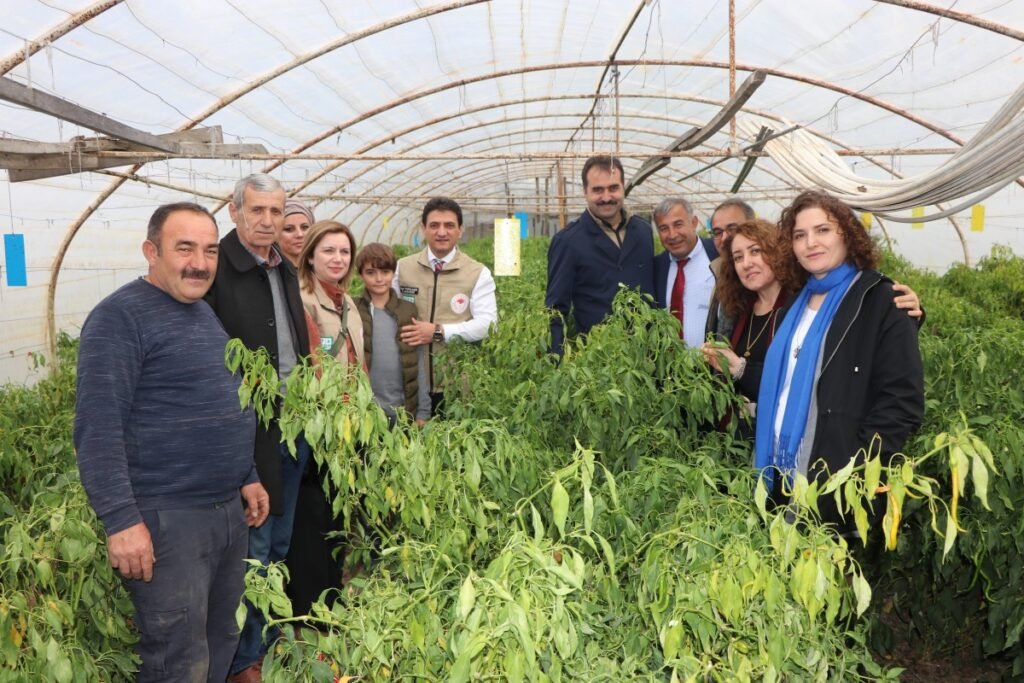 “YALOVA, SERA ÜRÜNLERLE ÜLKE TARIMINA CİDDİ KATKI SAĞLIYOR”