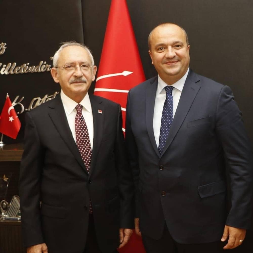 Önceki Dönem Belediye Başkanı Avni Kurt’un Sosyal Paylaşımı Adaylık İşareti Olabilir mi?