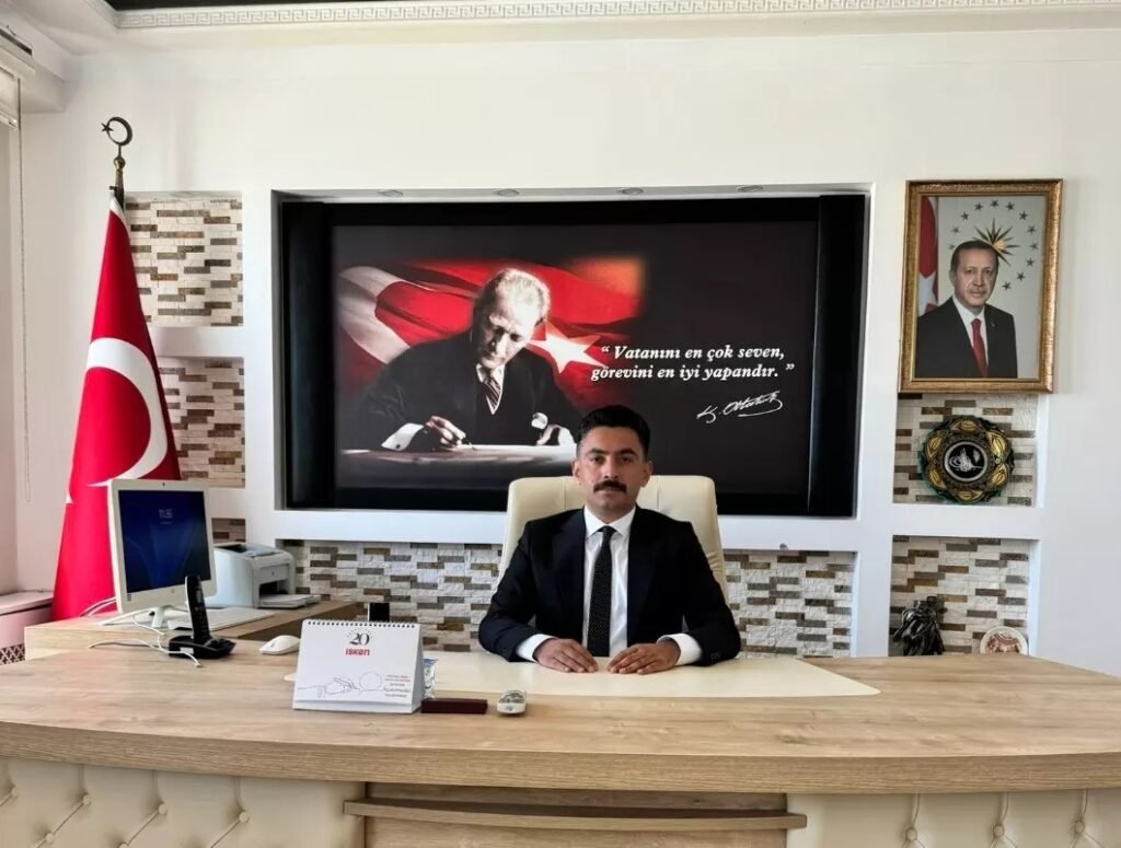 Yeni Çınarcık Kaymakamı Göreve Başladı